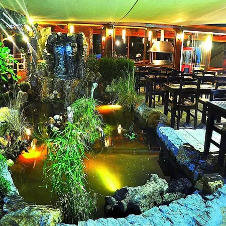 Oscar Otel 2*