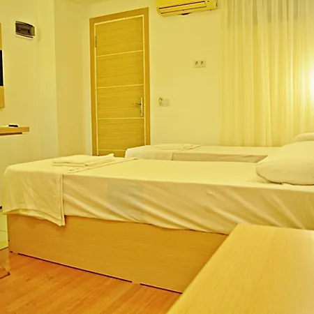 Oscar Otel