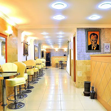 Hotel Oscar 2*