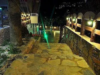 Hotel Oscar 2*