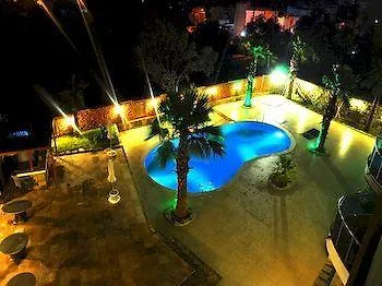 Oscar Hotel