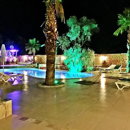 Oscar Hotel 2*